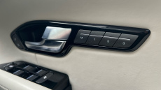 Land Rover Range Rover Evoque 2.0 Ingenium Si4 HSE Dynamic Lux 5dr Auto Petrol Hatchback